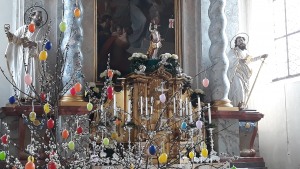 Unsere Pfarrkirche St. Jakob im österlichen Glanz