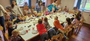 Brotbacken beim Kinderspaß St. Ursula