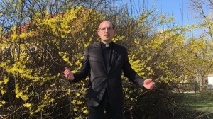 Ostergruß von Herrn Pfarrer Dr. Gnan